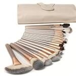 Brujas de la belleza: Análisis y comparativa de los mejores pinceles de maquillaje de IB Brushes para tu parafarmacia